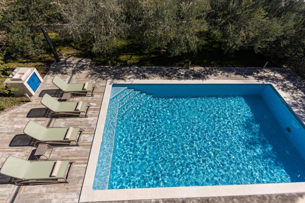 Apartamento The Olive Poolhouse Split Exterior foto