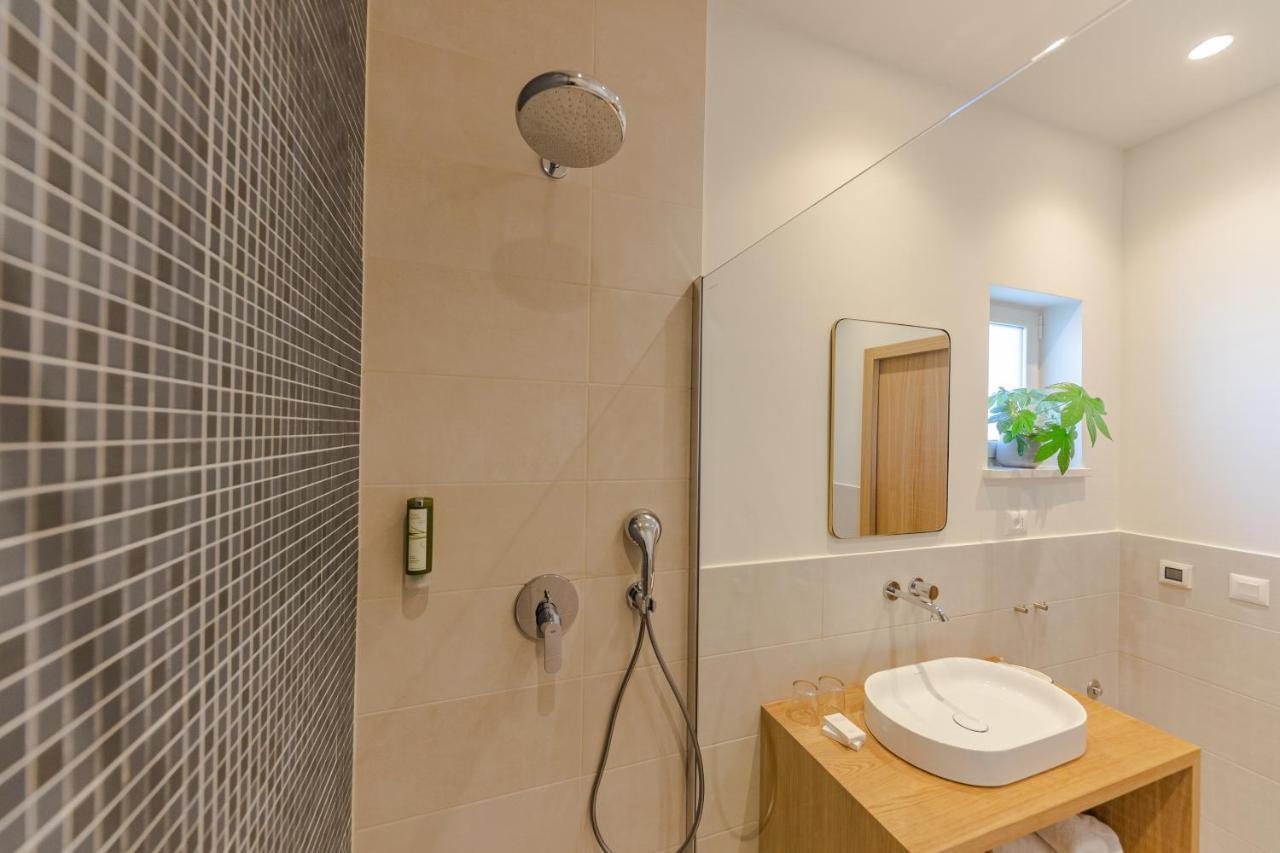 Apartamento The Olive Poolhouse Split Exterior foto